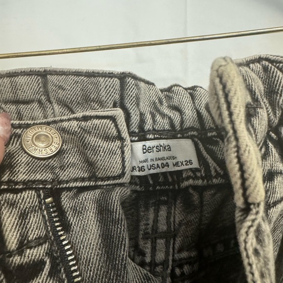 Bershka Grey/Black Denim Shorts with Elastic Waistband - Picture 2 of 3